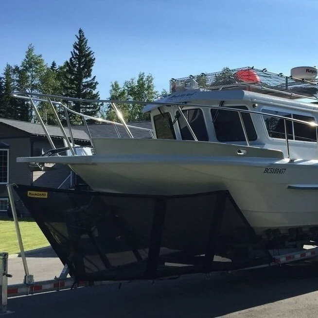 V Front Maxx X long attached to King fisher fish boat