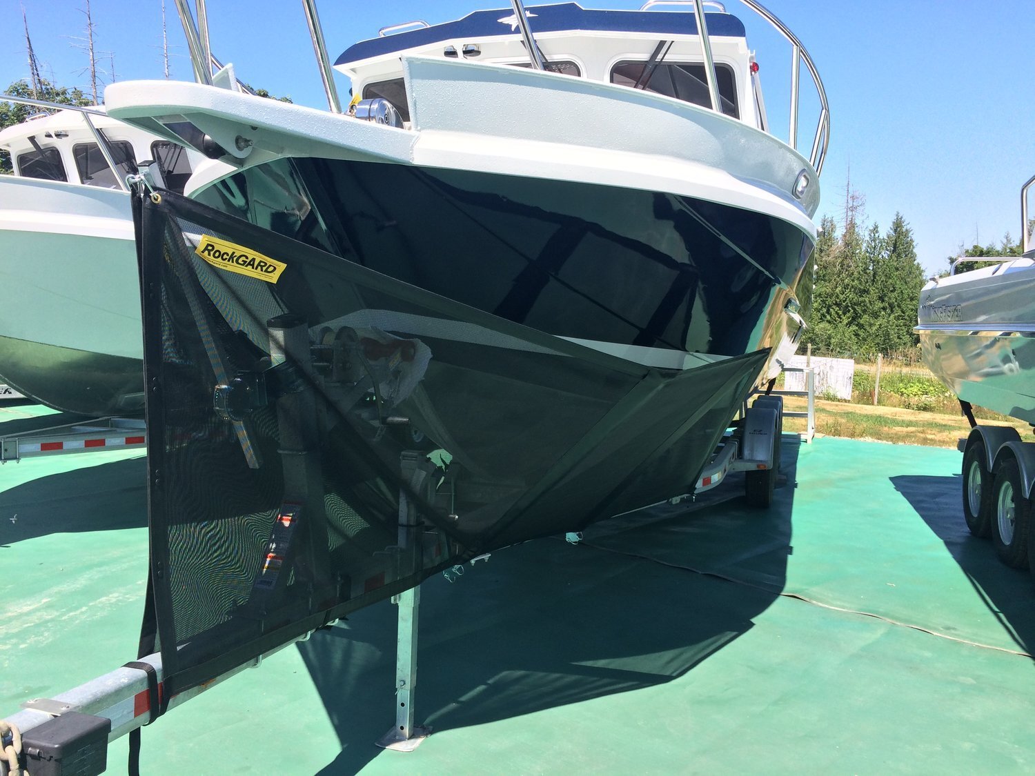 Bluunt Front X Long attached to yacht