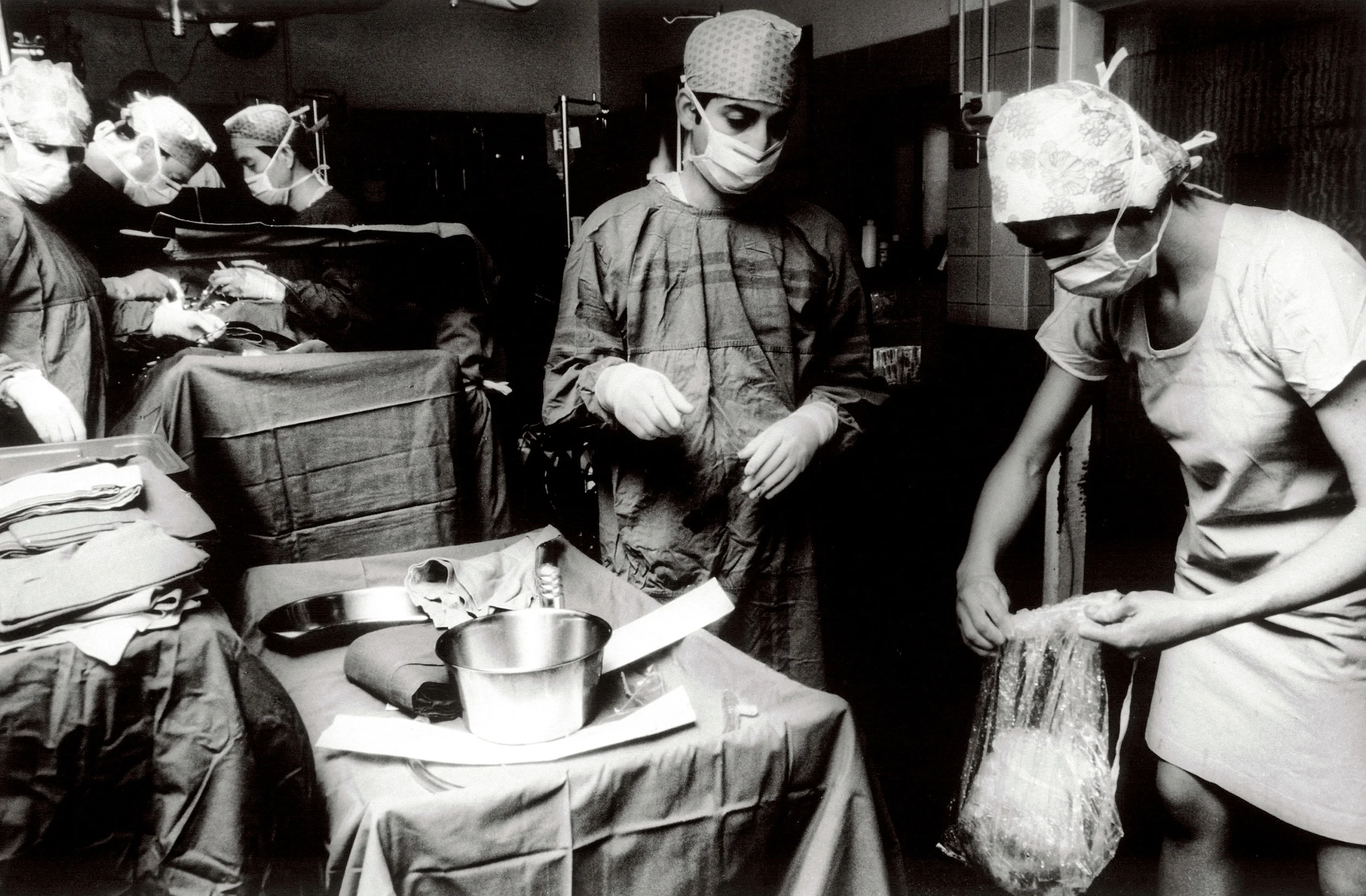 Heart Transplant. The new heart arrives..jpg