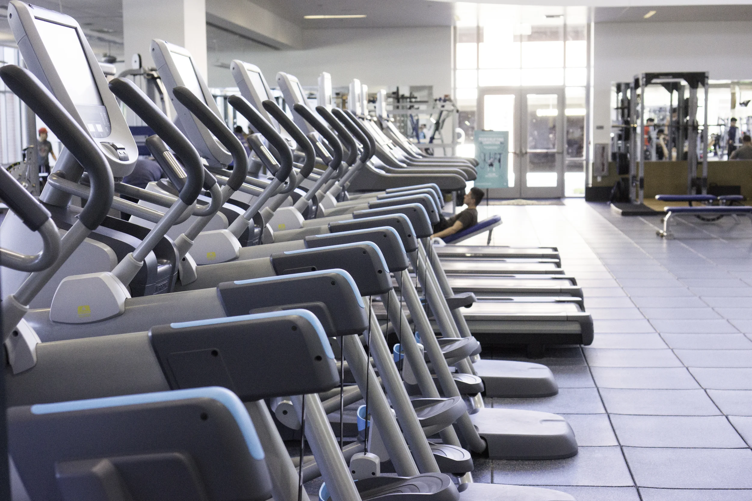CSULB Student Recreation and Wellness Center.
