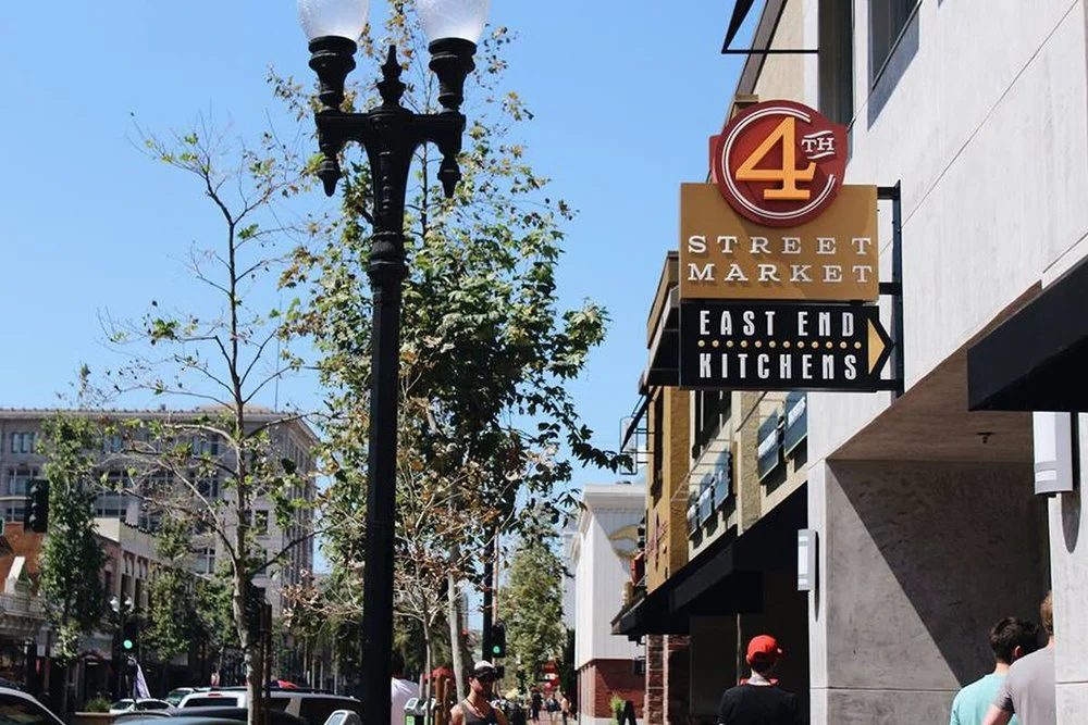 Photo : 4th Street Market