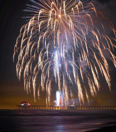 Photo courtesy of @surfcityusa