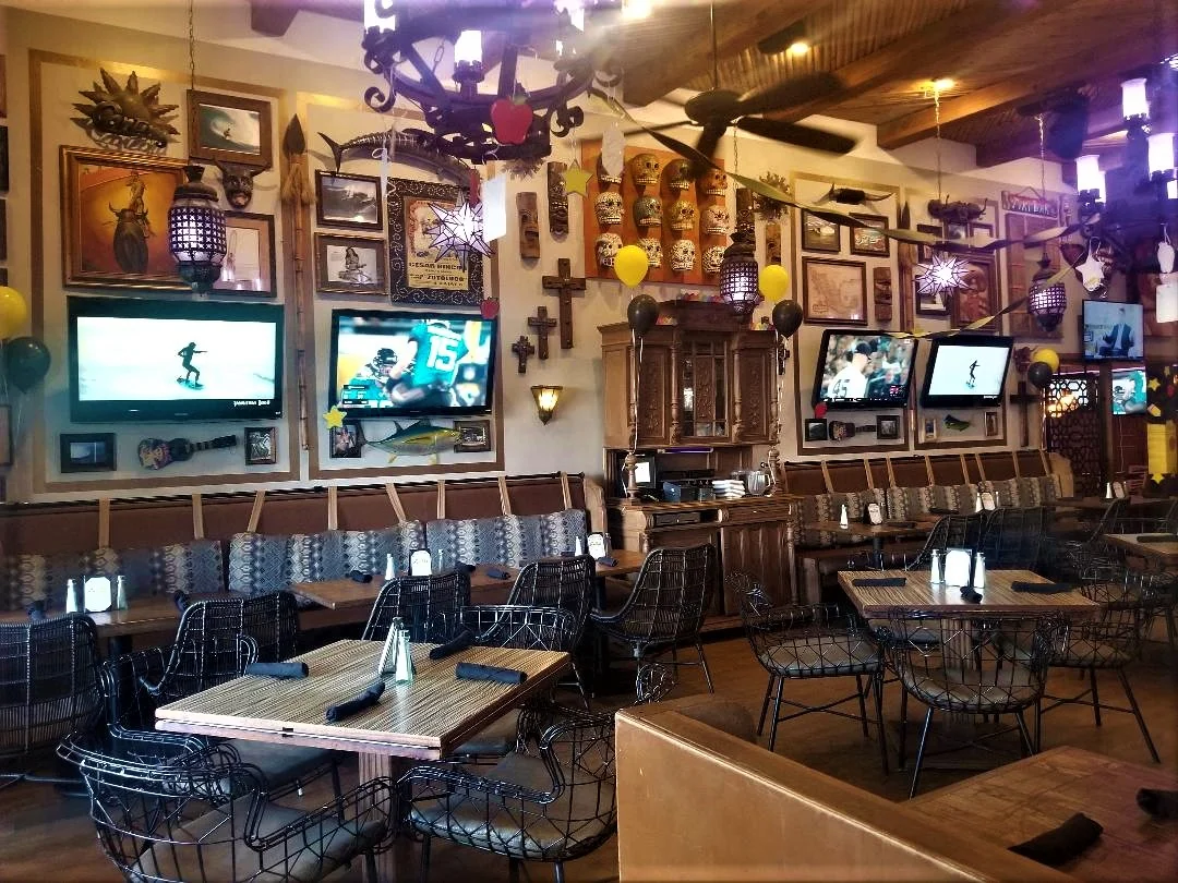 The TVs are everywhere in this bar, which is perfect if you never want to miss any action.