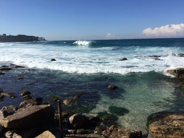 How to choose solar and batteries for low bills living