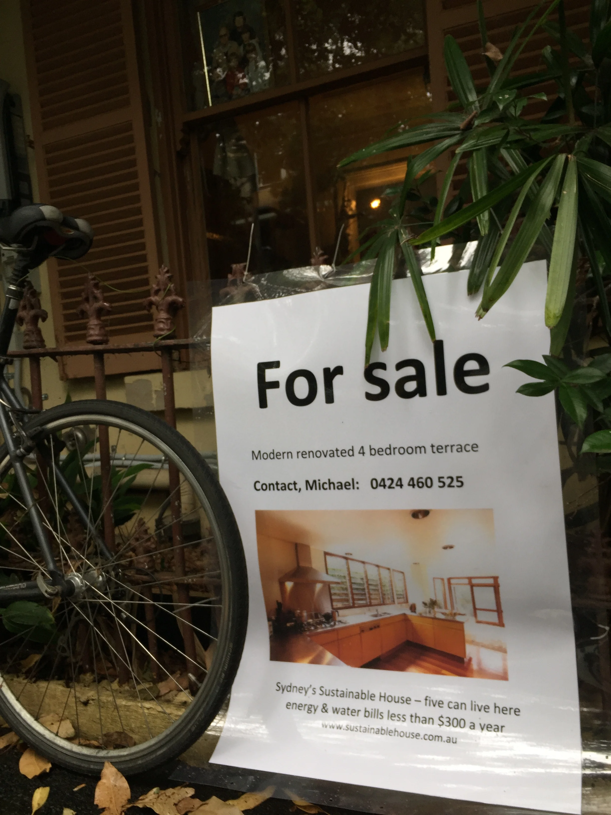 •   I’m selling it - there is no agent. Contact me: michael@sustainablehouse.com.au or 0424 460 525