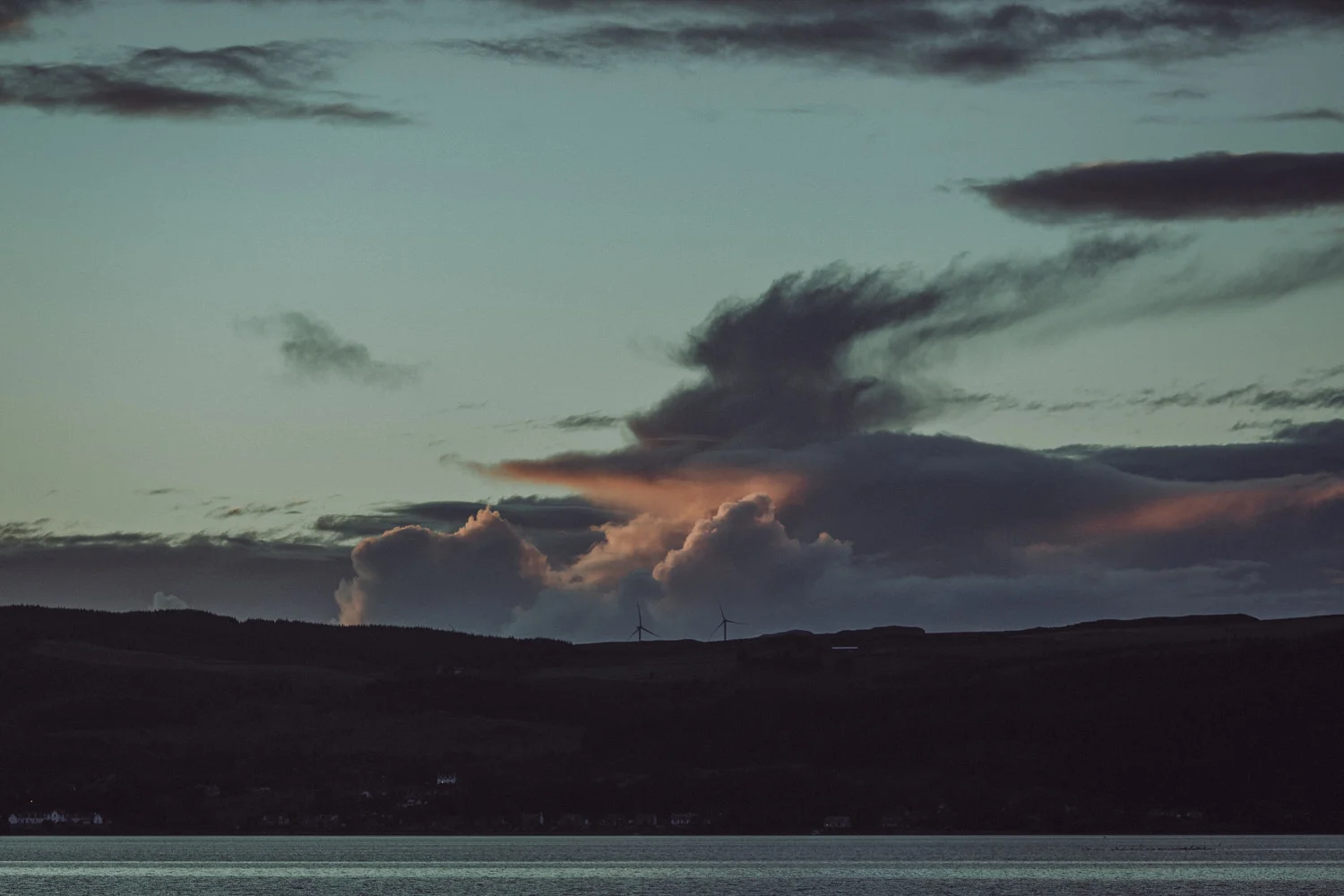 Dom & Leanne's intimate Scottish elopement