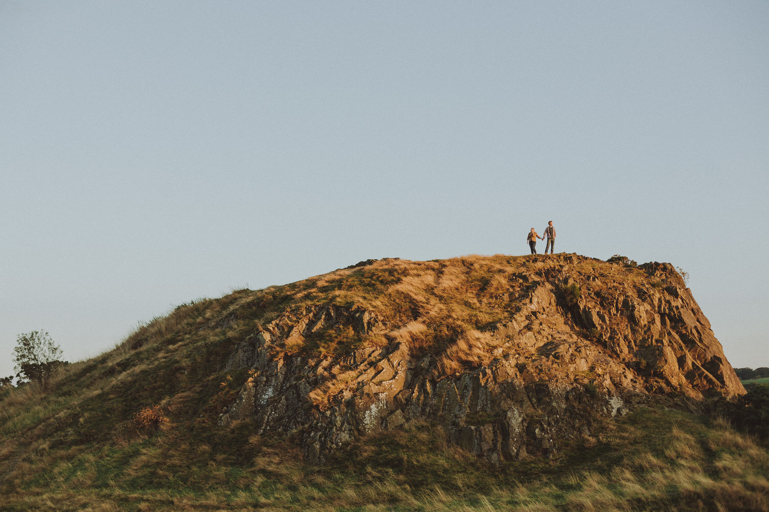  Fiona & Graeme's Edinburgh couple shoot at Blackford Hill & Hermitage of Braid 