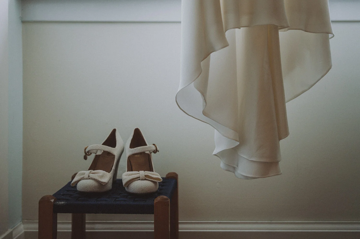 Fiona & Graeme's Kirknewton House Stables wedding