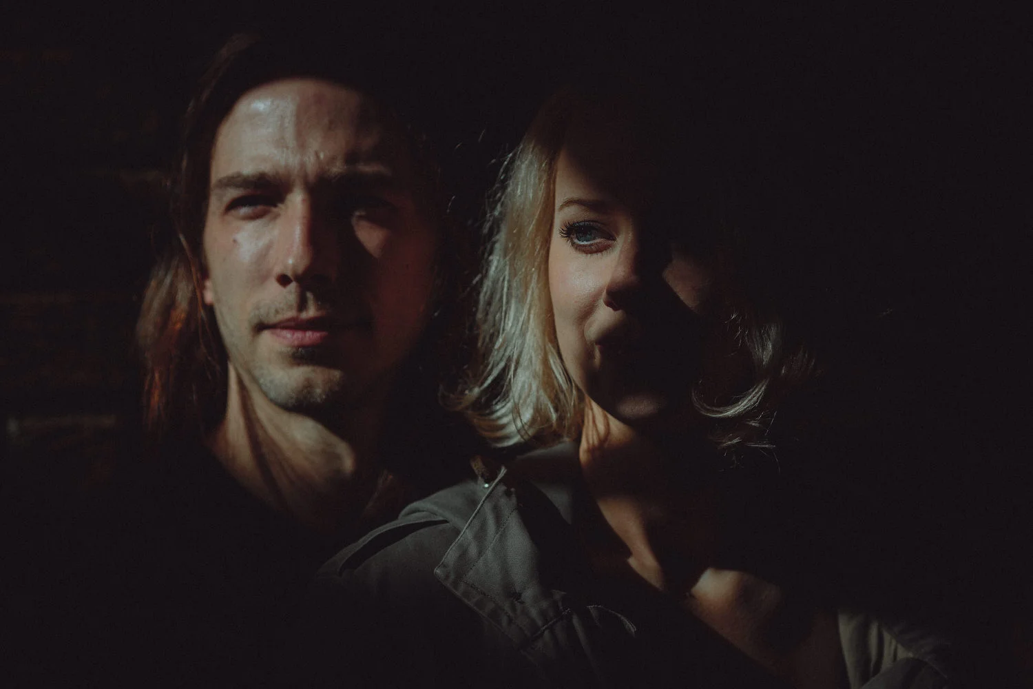 Rhianna & Richie's alternative couple shoot at Polphail abandone