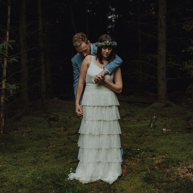 It's never too late to set things right... We hope these two had a blast yesterday while celebrating and remembering this beautiful day. Happy first year anniversary Abigail &amp; James! 🎉❤ #scotlandweddings #edenleisurevillageweddings