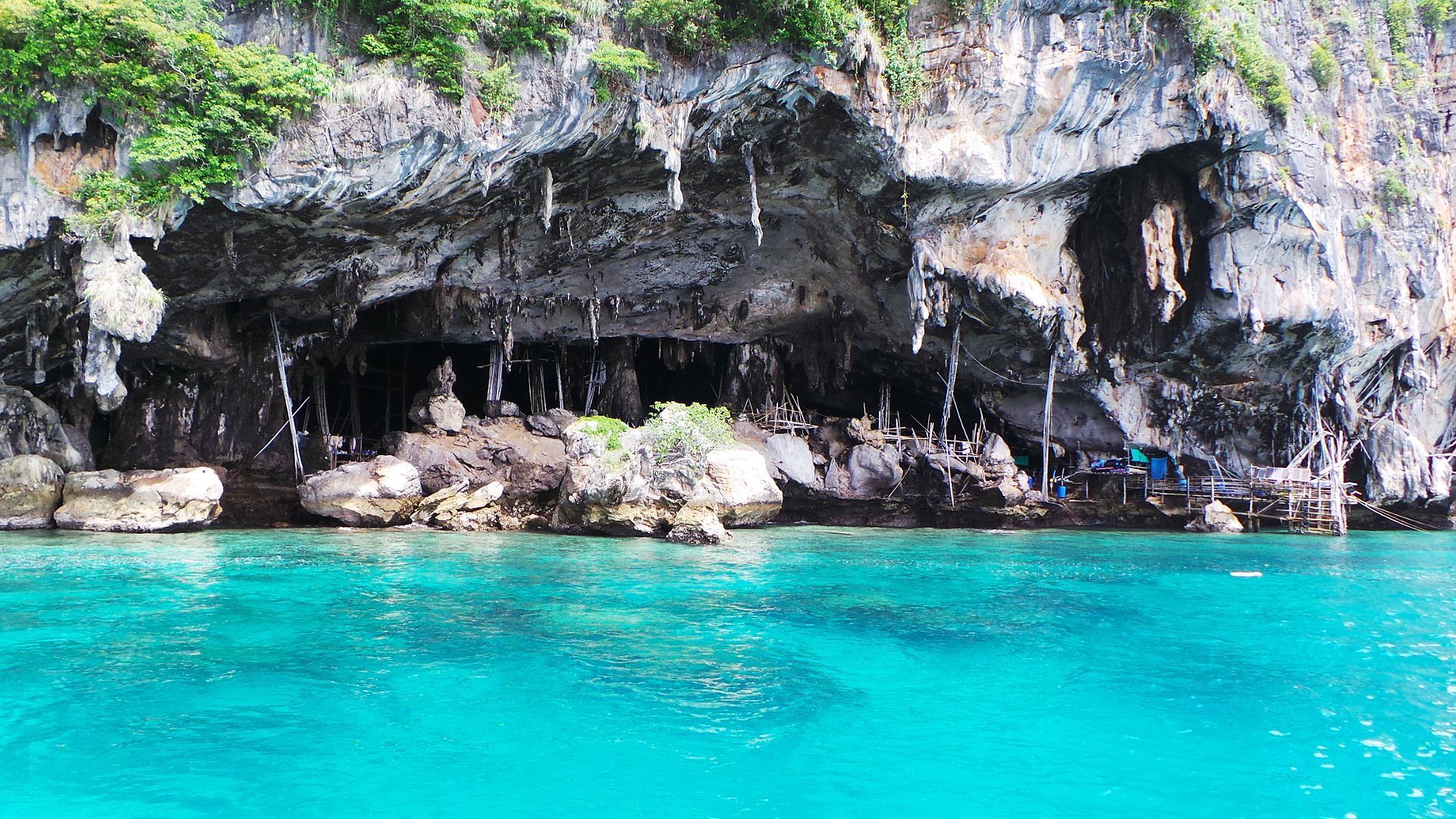 Viking Cave.jpg