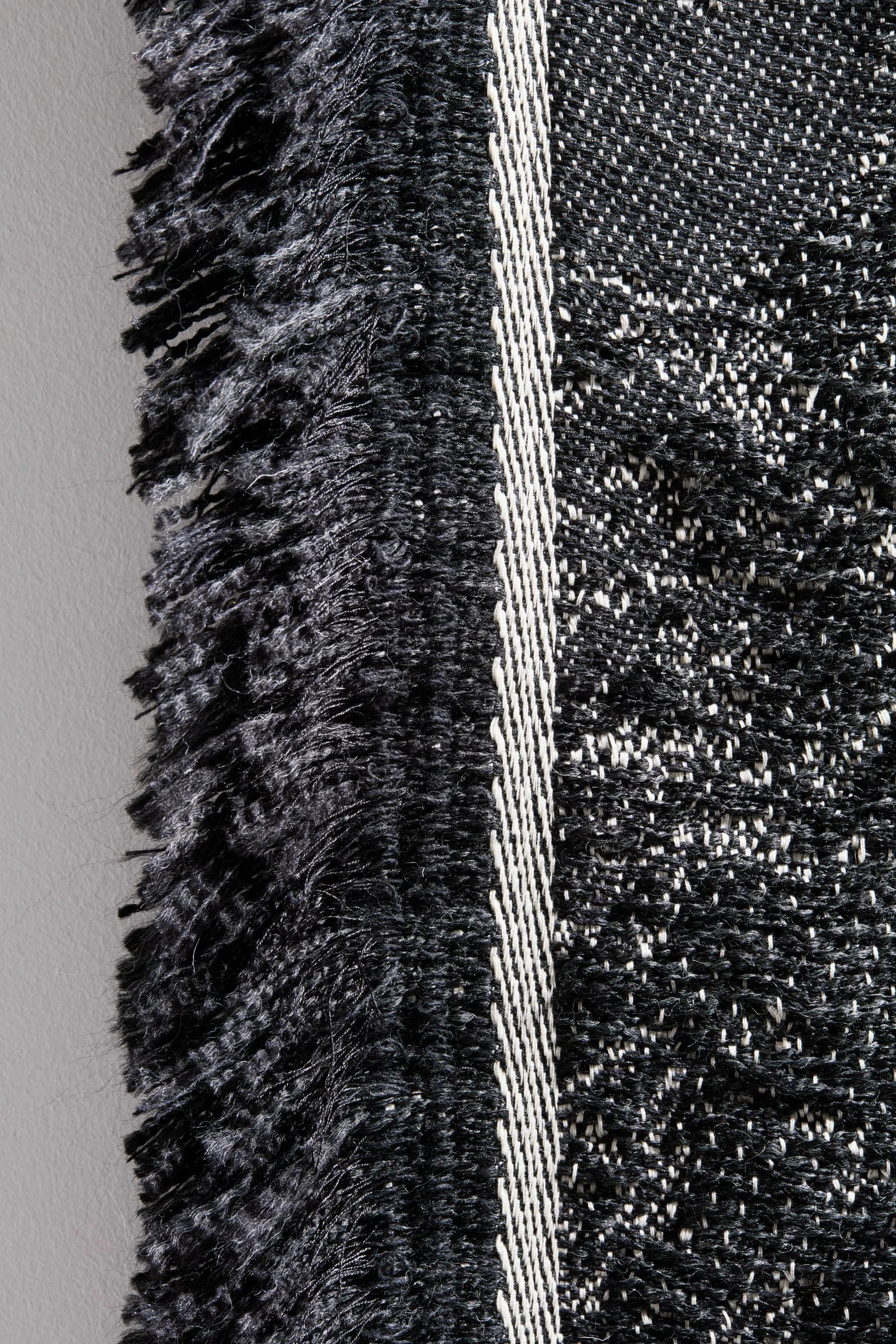 Web_CharlotteLancelot_Black_39.jpg