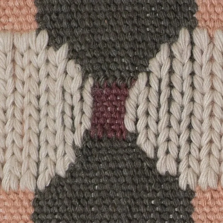 Brodery_overlay_close-up_post Insta_1.jpg