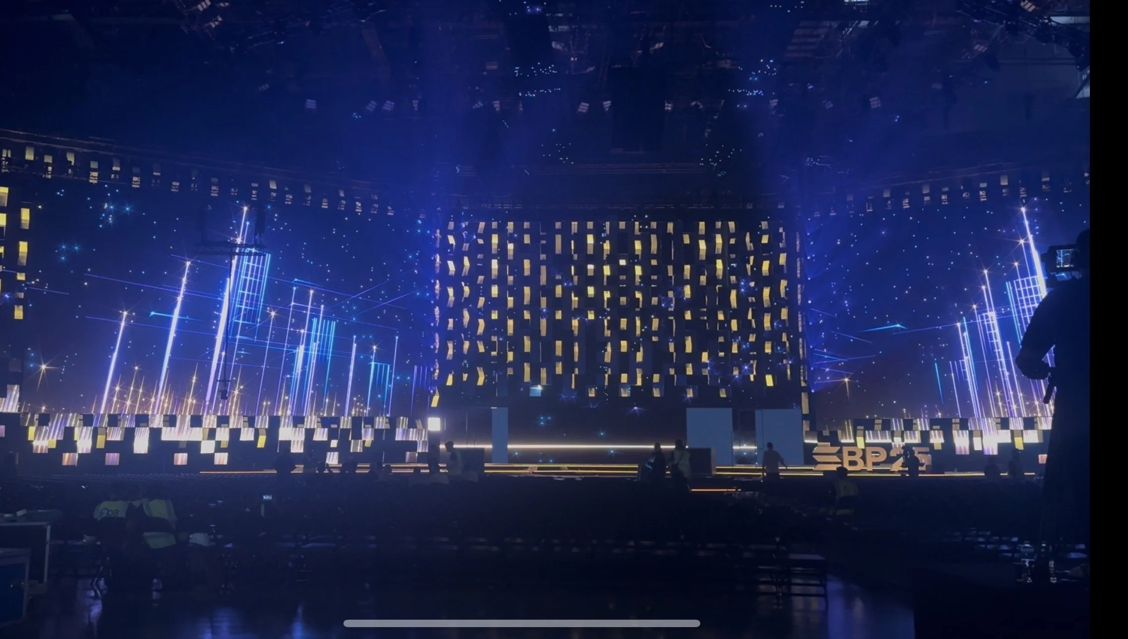 04-bts-arena-rehearsal.jpeg