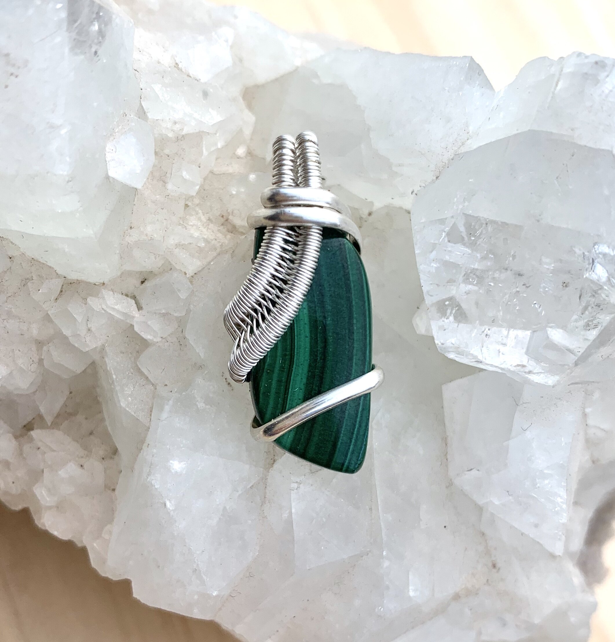 6602DD48-4D11-4199-A432-9C3D7053E0AB