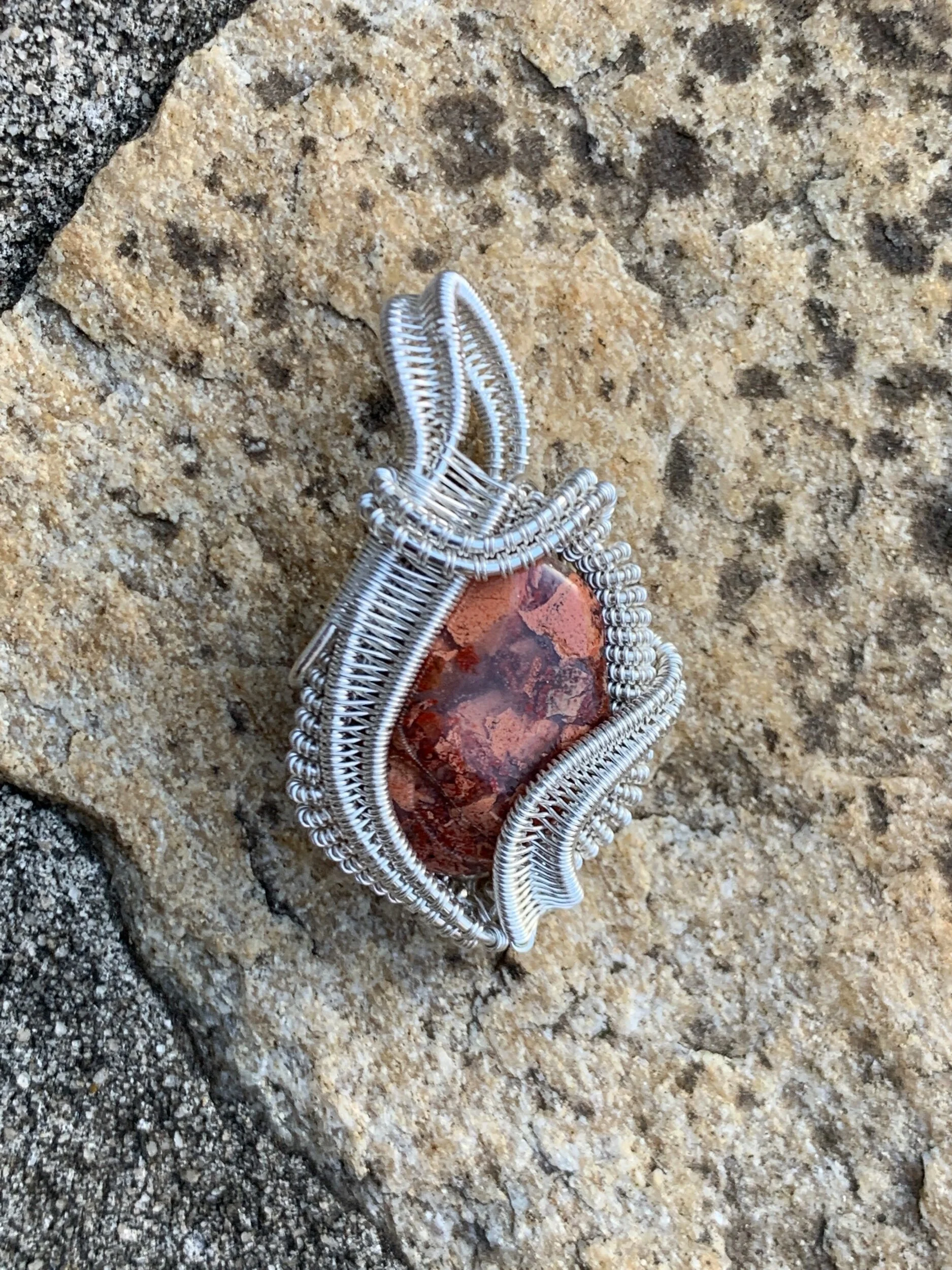 5DFC32D8-C371-4A30-B0B1-F9FA9F650363