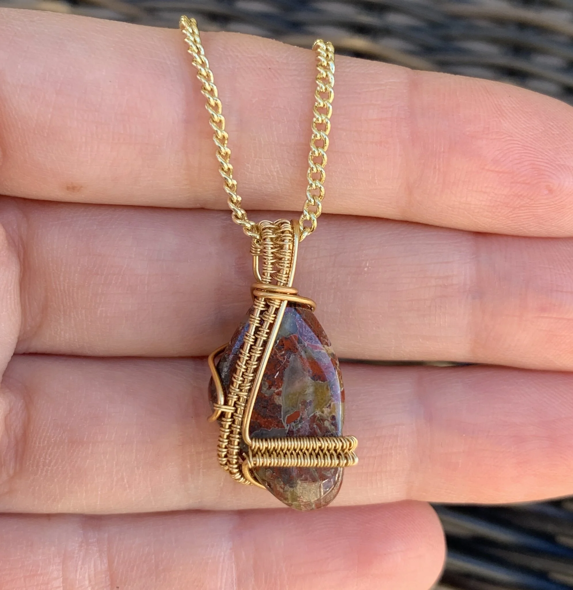 37B988EC-D517-4110-B190-D3EDFCA5AADB