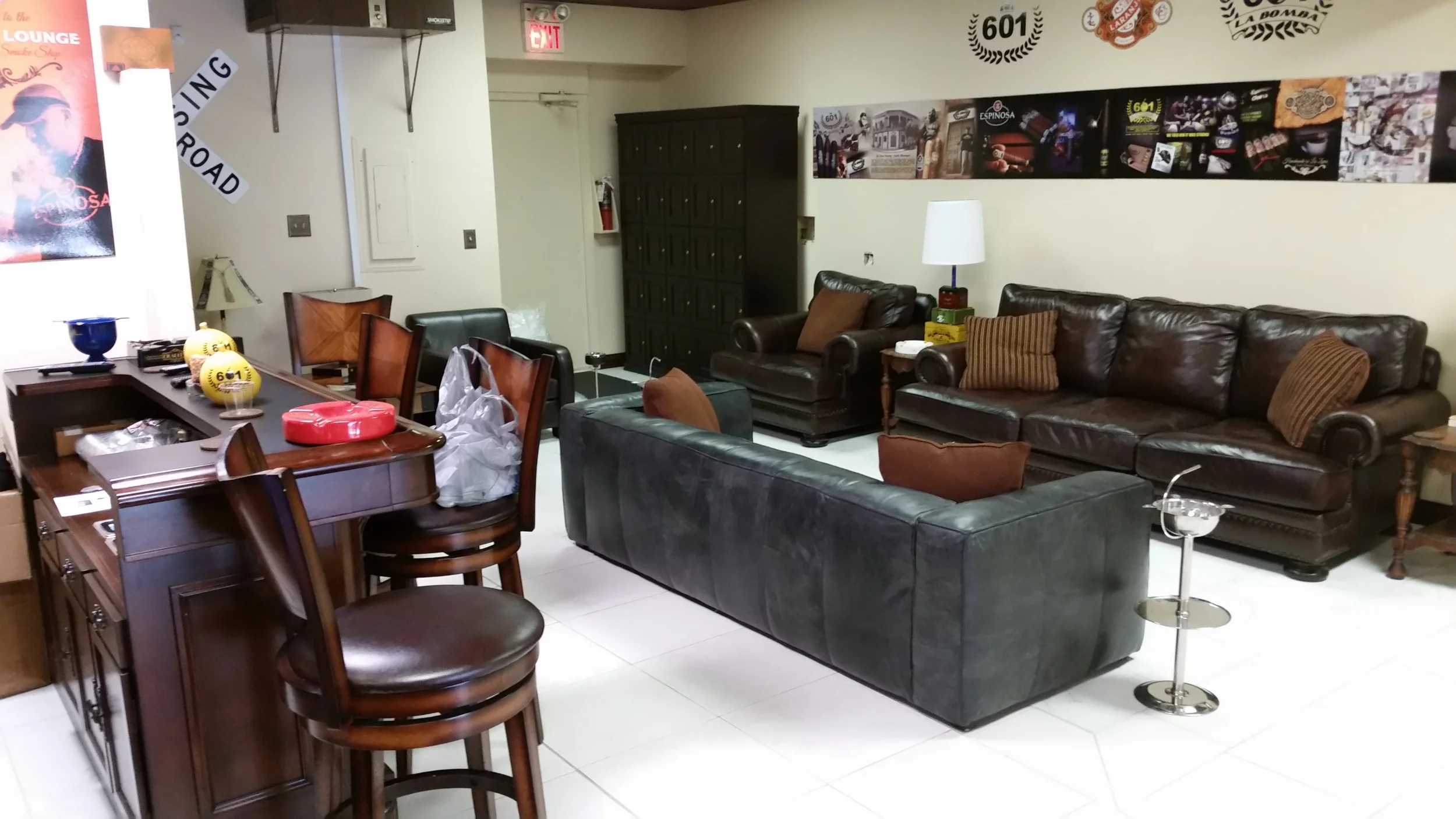 2015-06-11 backroom1.jpg