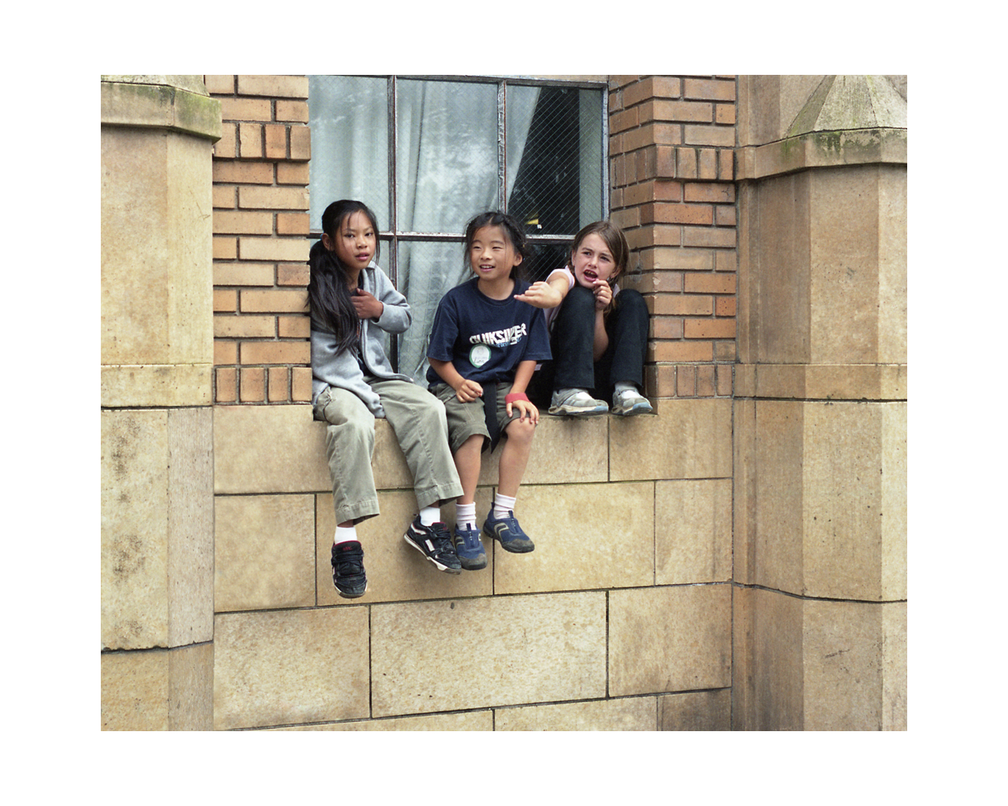 Girls in Haight Ashbury, 2004