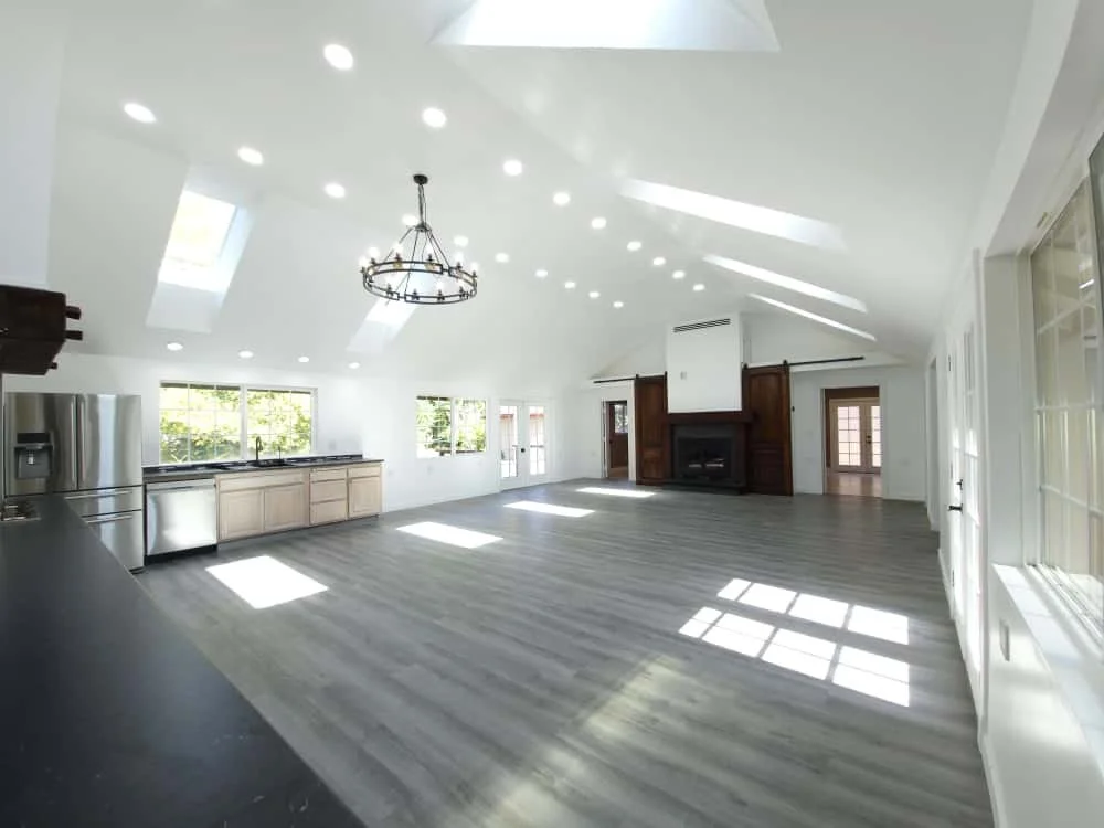 WhatsApp Image 2025-10-18 at 14.07.16_94dfa928.jpg