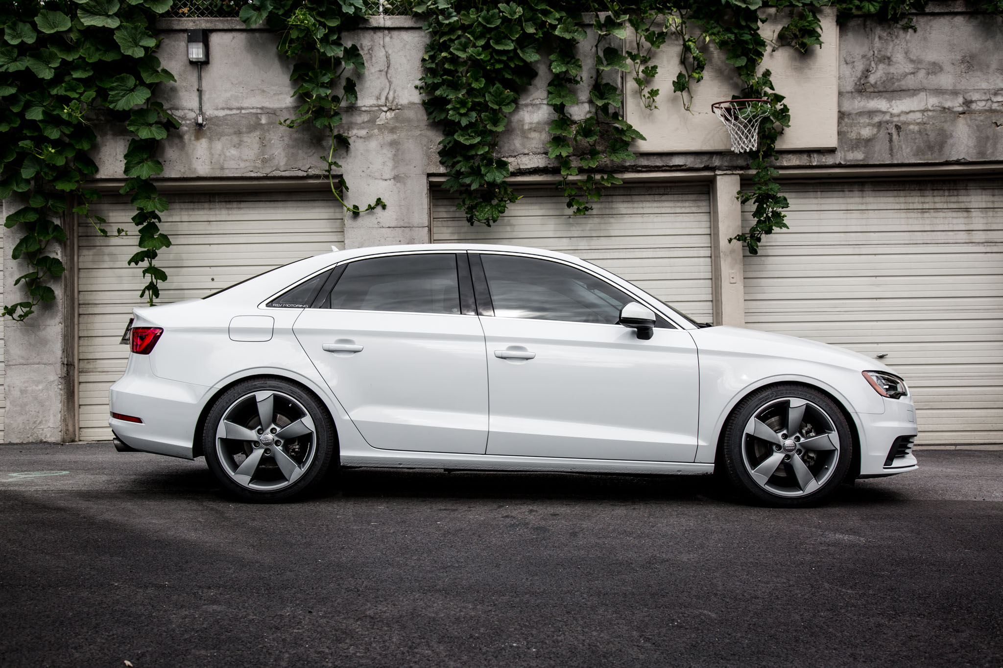 revmotoring-8.jpg