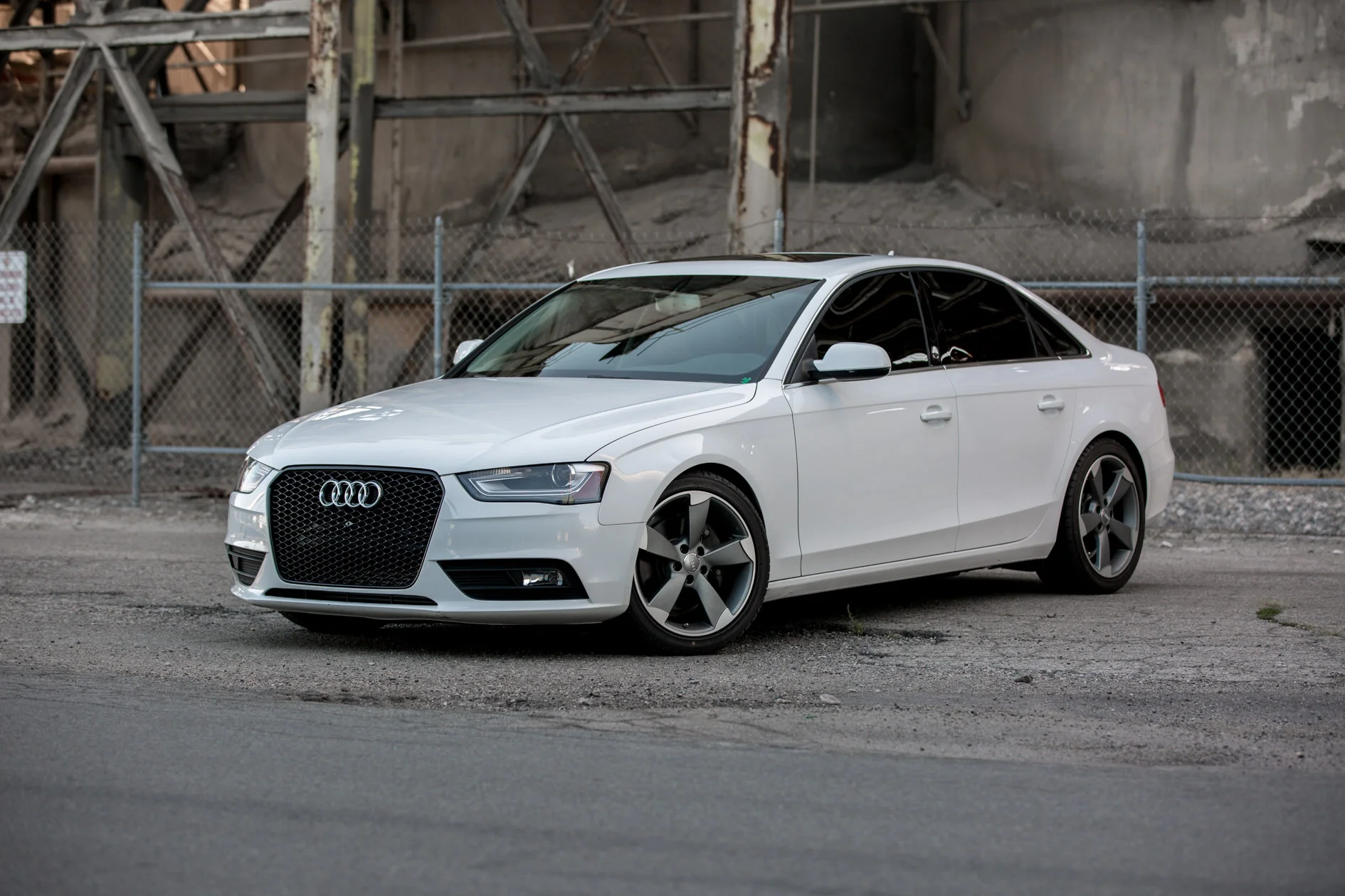 13 a4 wht 36k-1.jpg