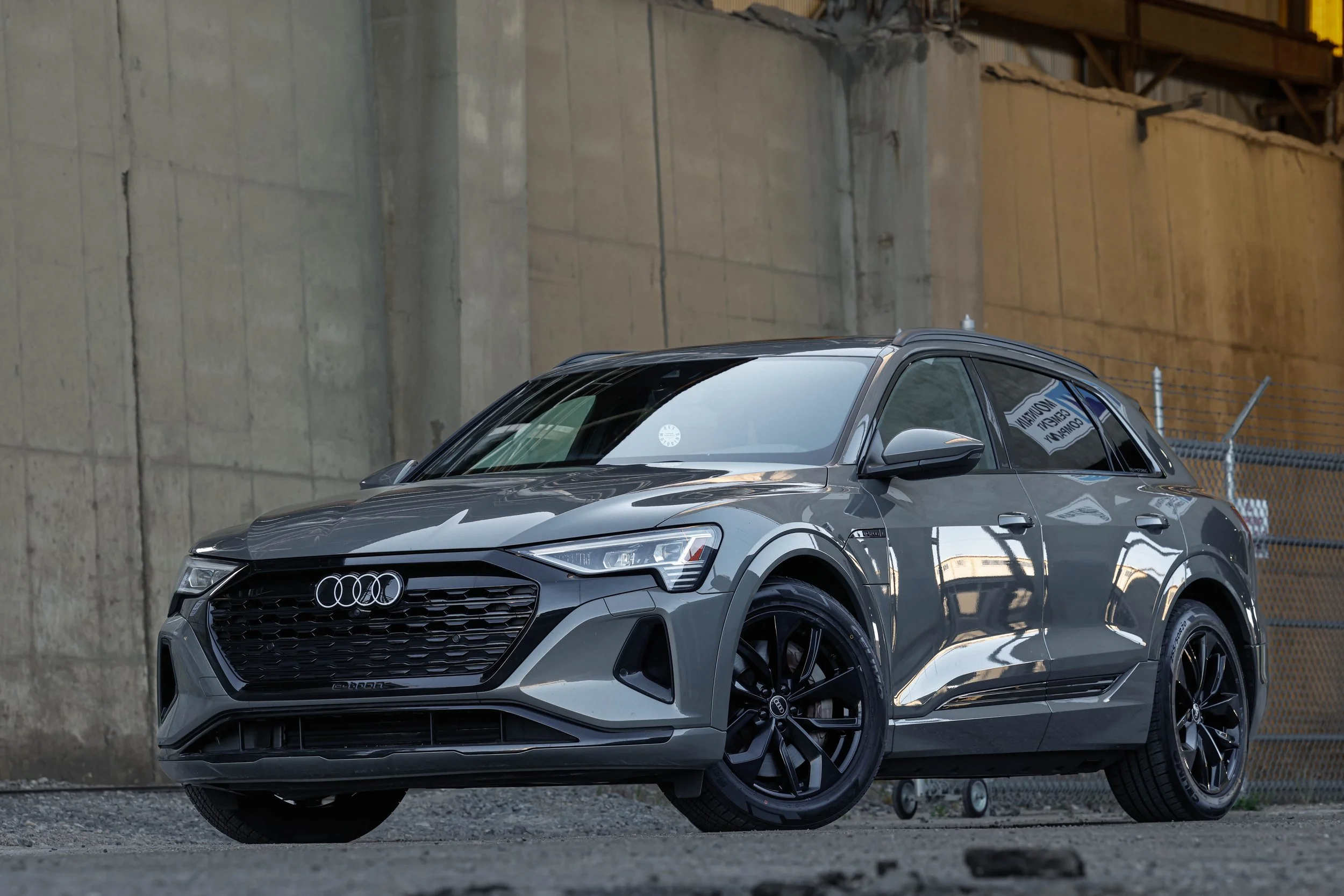 2024 Audi Q8 e-tron 55 114 kWh Premium quattro's photo