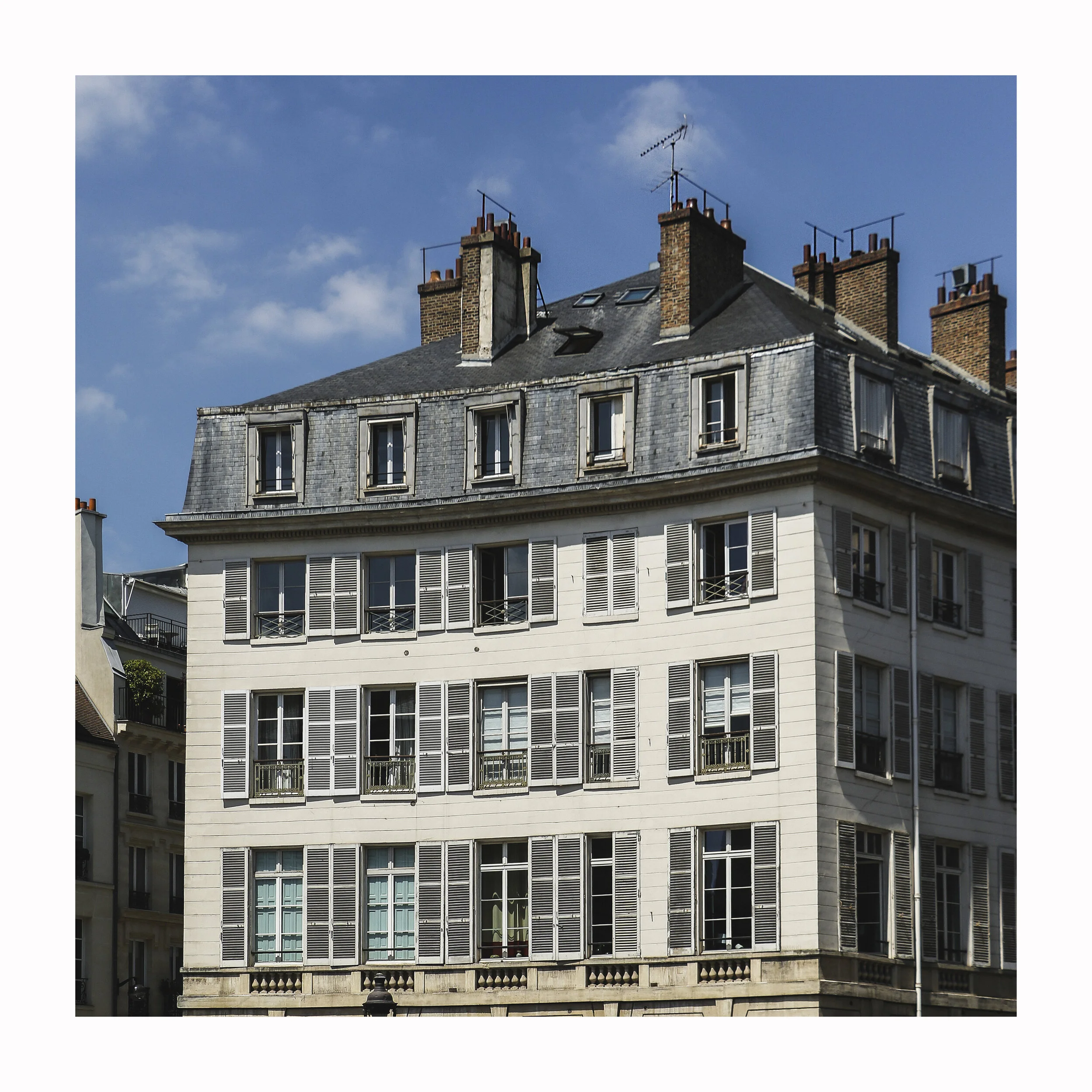PARISzImagesAll Rights Reserved2020-12.jpg