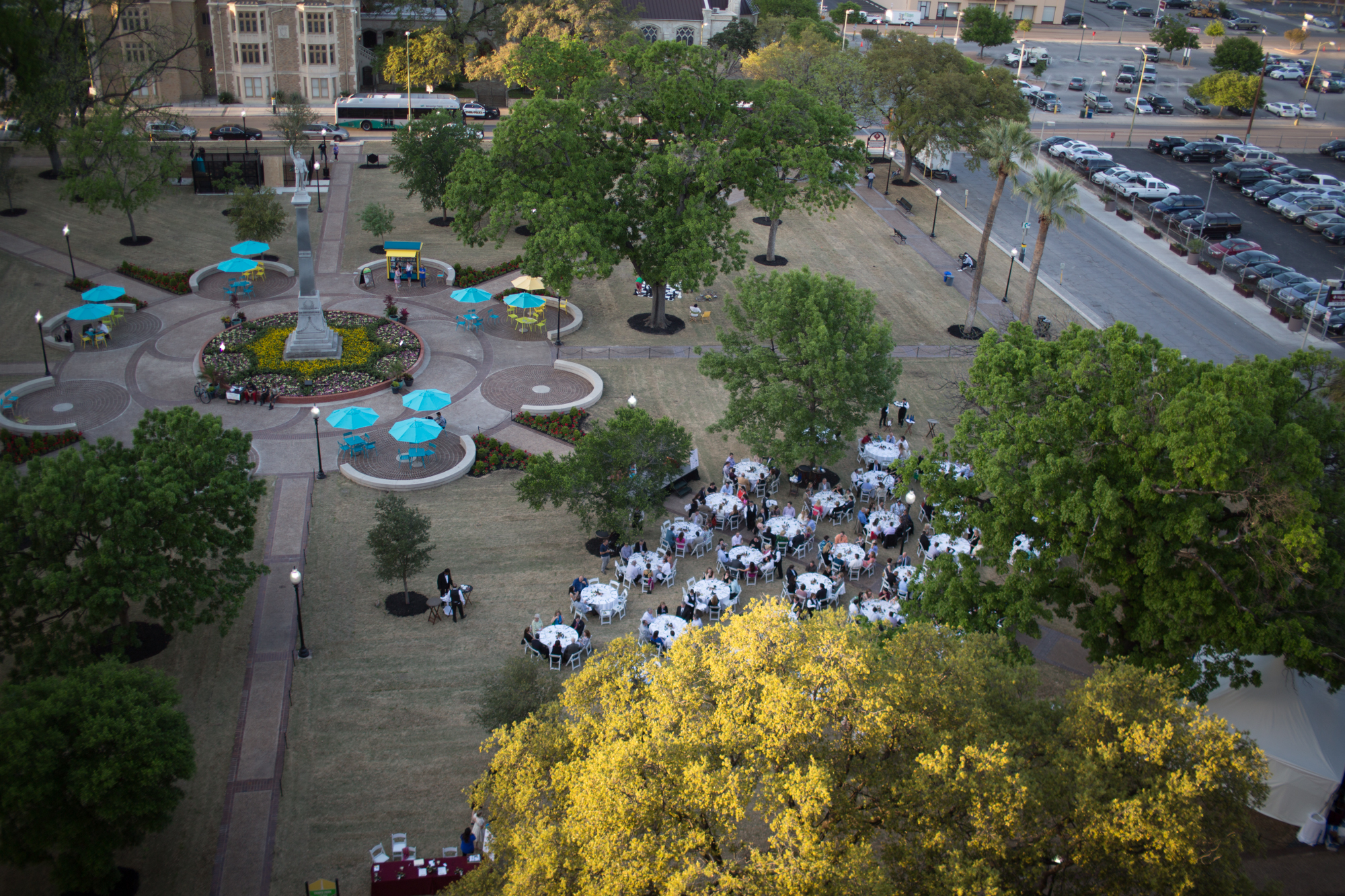 Fundraising Dinner, Travis Park, San Antonio, Texas