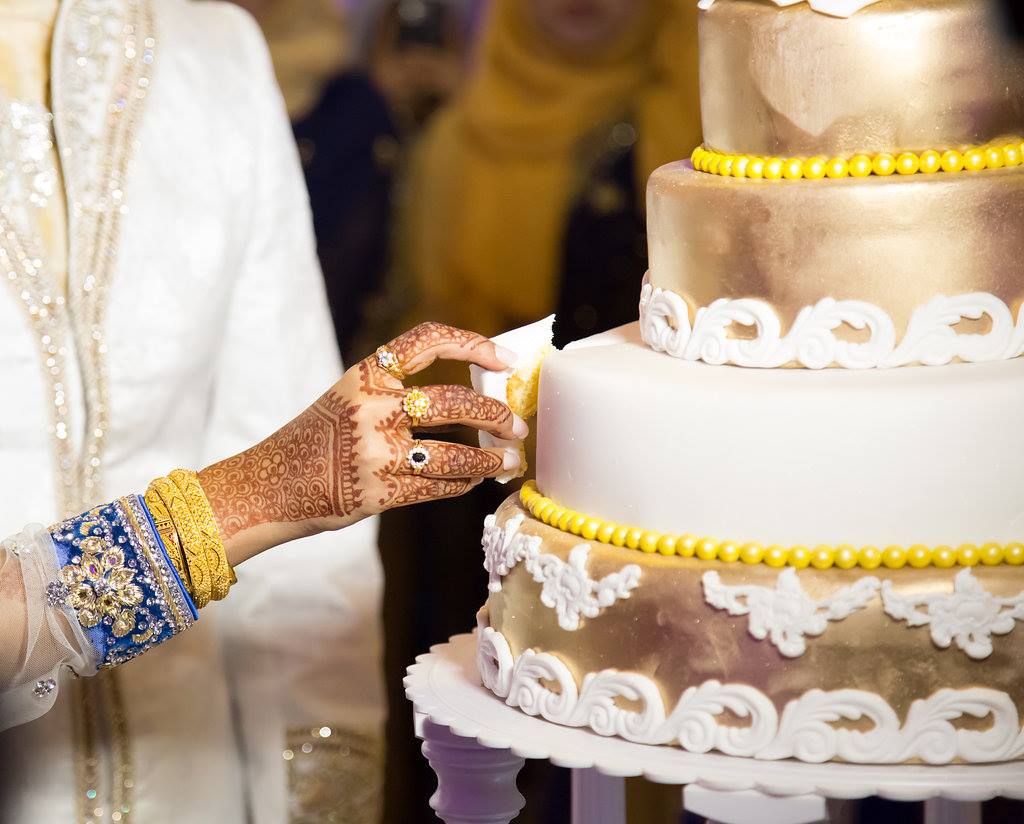 Asian Wedding Cake.jpg