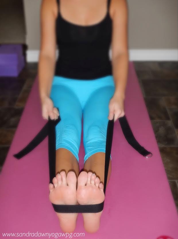 Paschimottanasana - seated forward fold