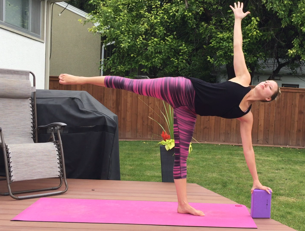 ardha-chandrasana.jpg