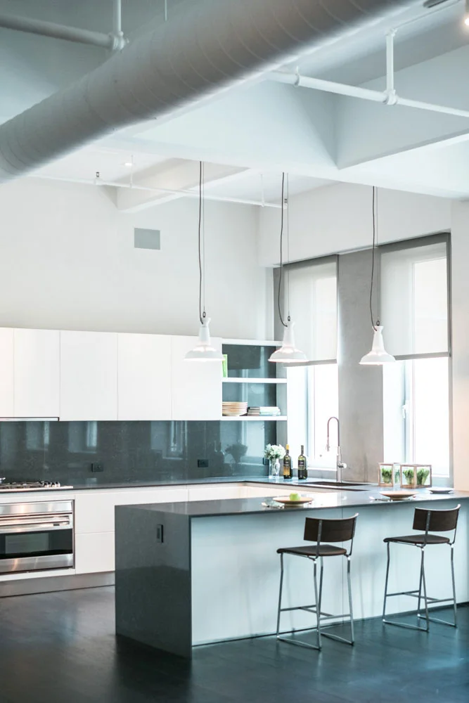 525 kitchen 3.jpg