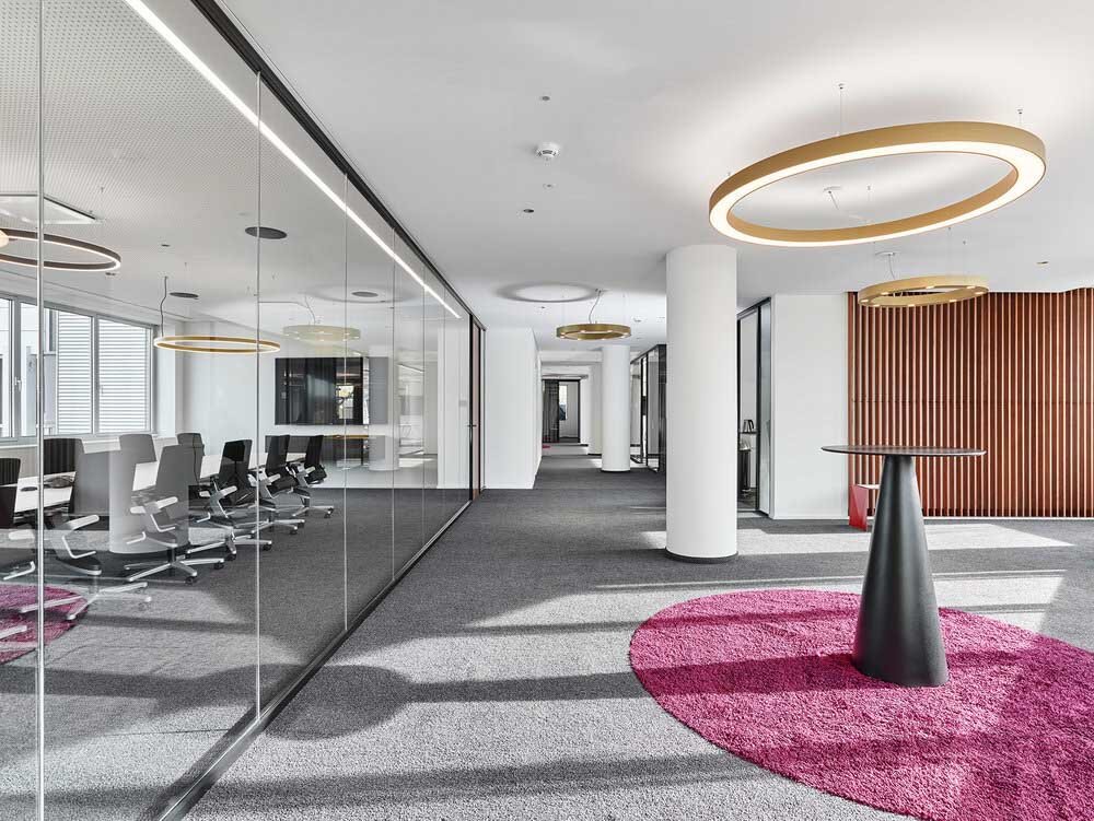 ASSISTANCE AND POST PRODUCTION (Copy)