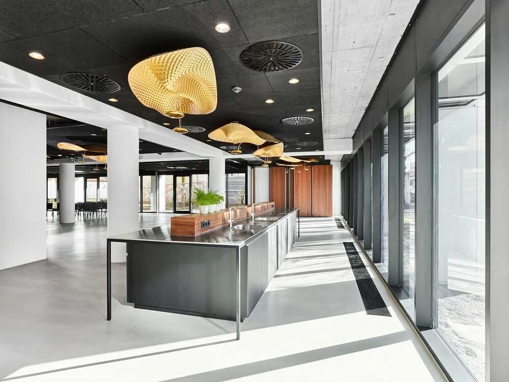 ASSISTANCE AND POST PRODUCTION (Copy)