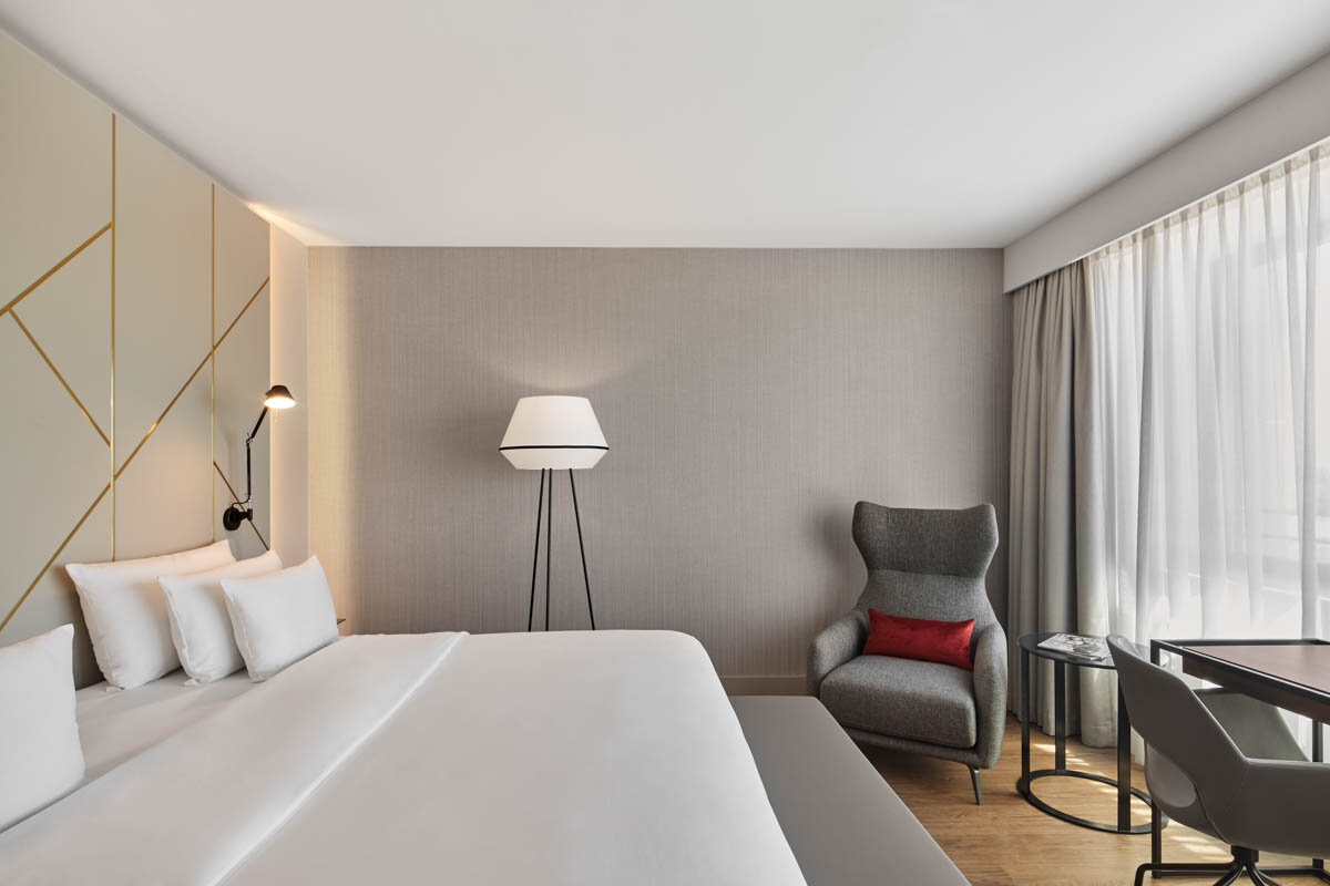 PHOTOGRAPHY AND POST PRODUCTION (Copy)