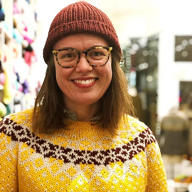 A banner KAL night! @ohdoogs finished her #morainesweater! Could it and she be more beautiful? 💛 I think not.