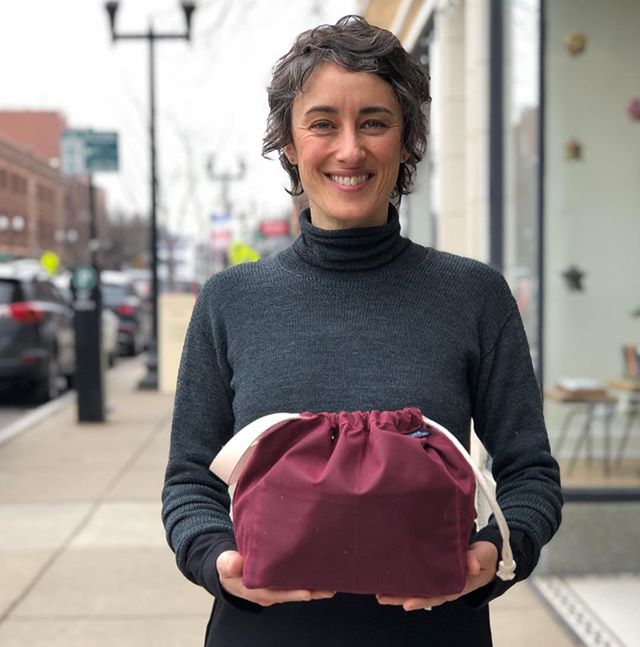 It might be dark and rainy, but the #fringefieldbag in wine is back!