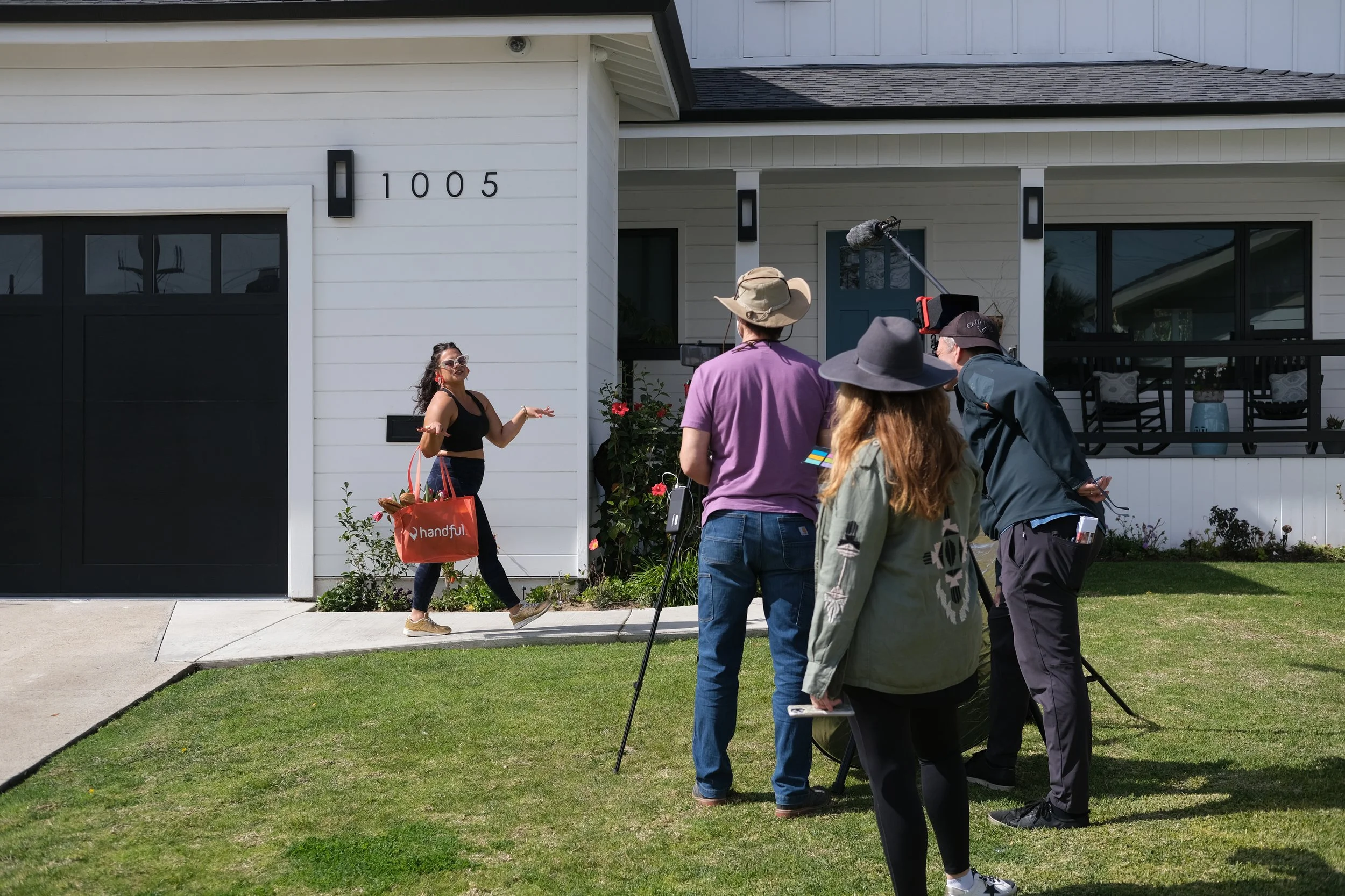 hello_handful_day_1 (36 of 386).jpg