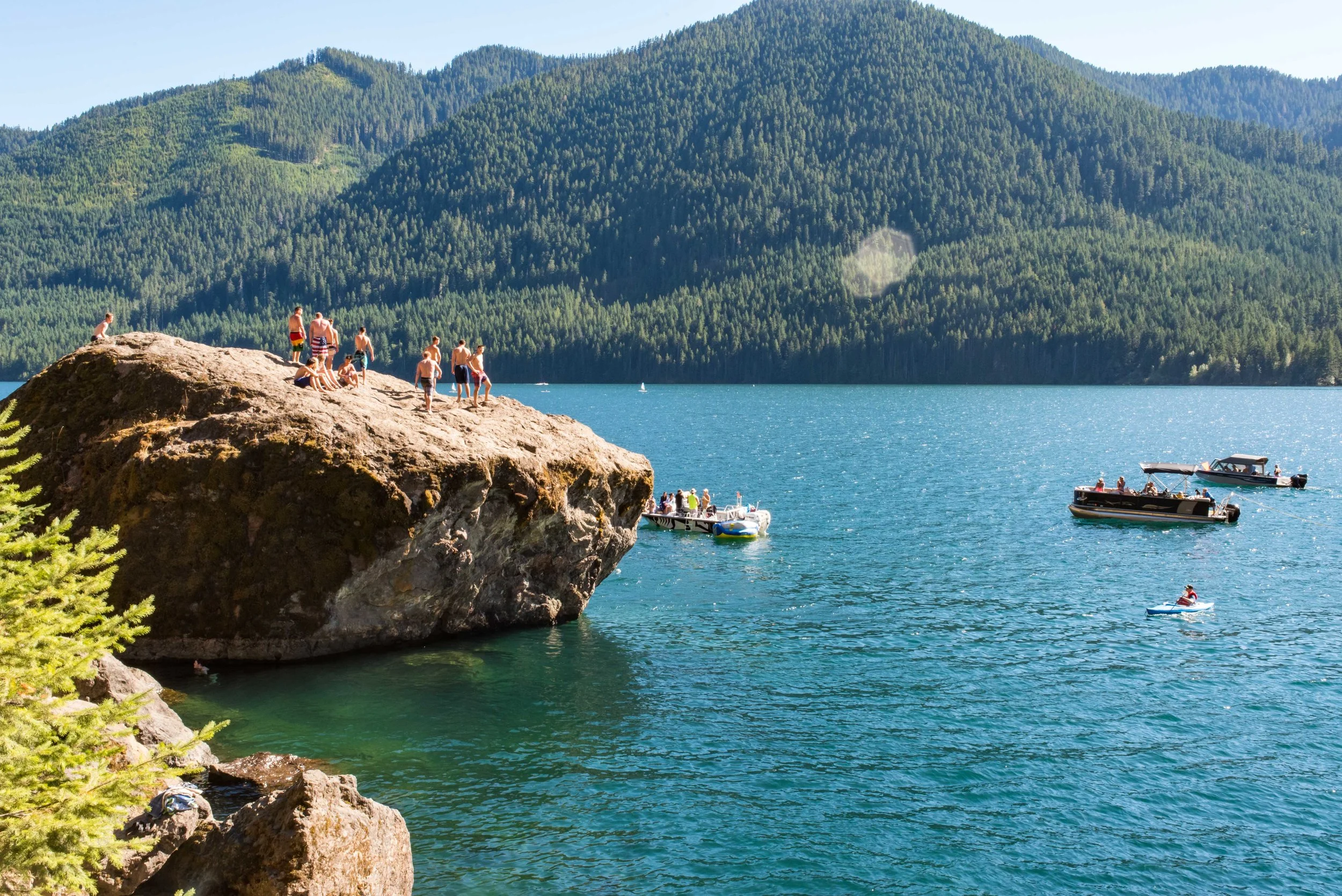 Lake Cushman boulder-jumpers.
