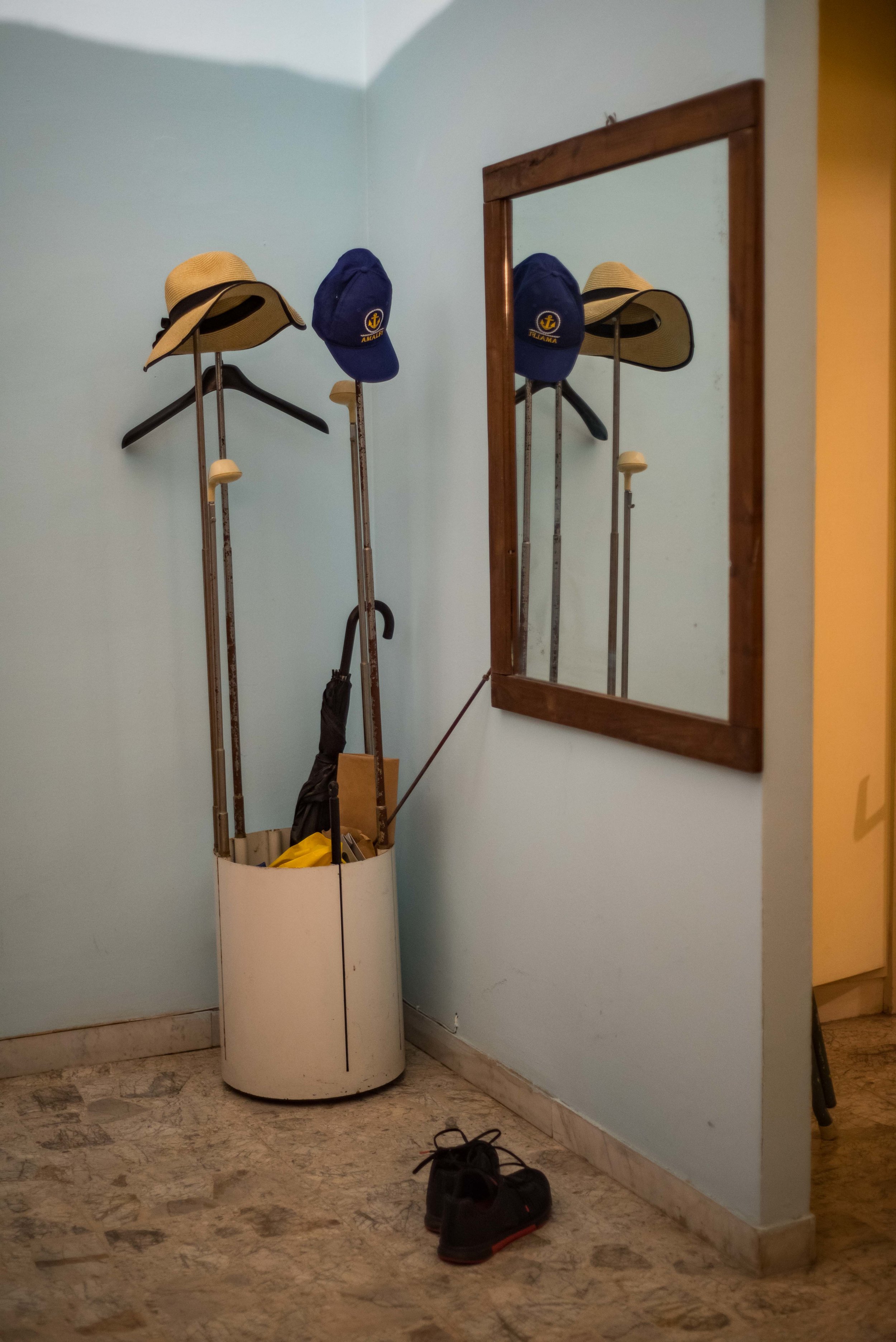 Old-school Italian entryway.