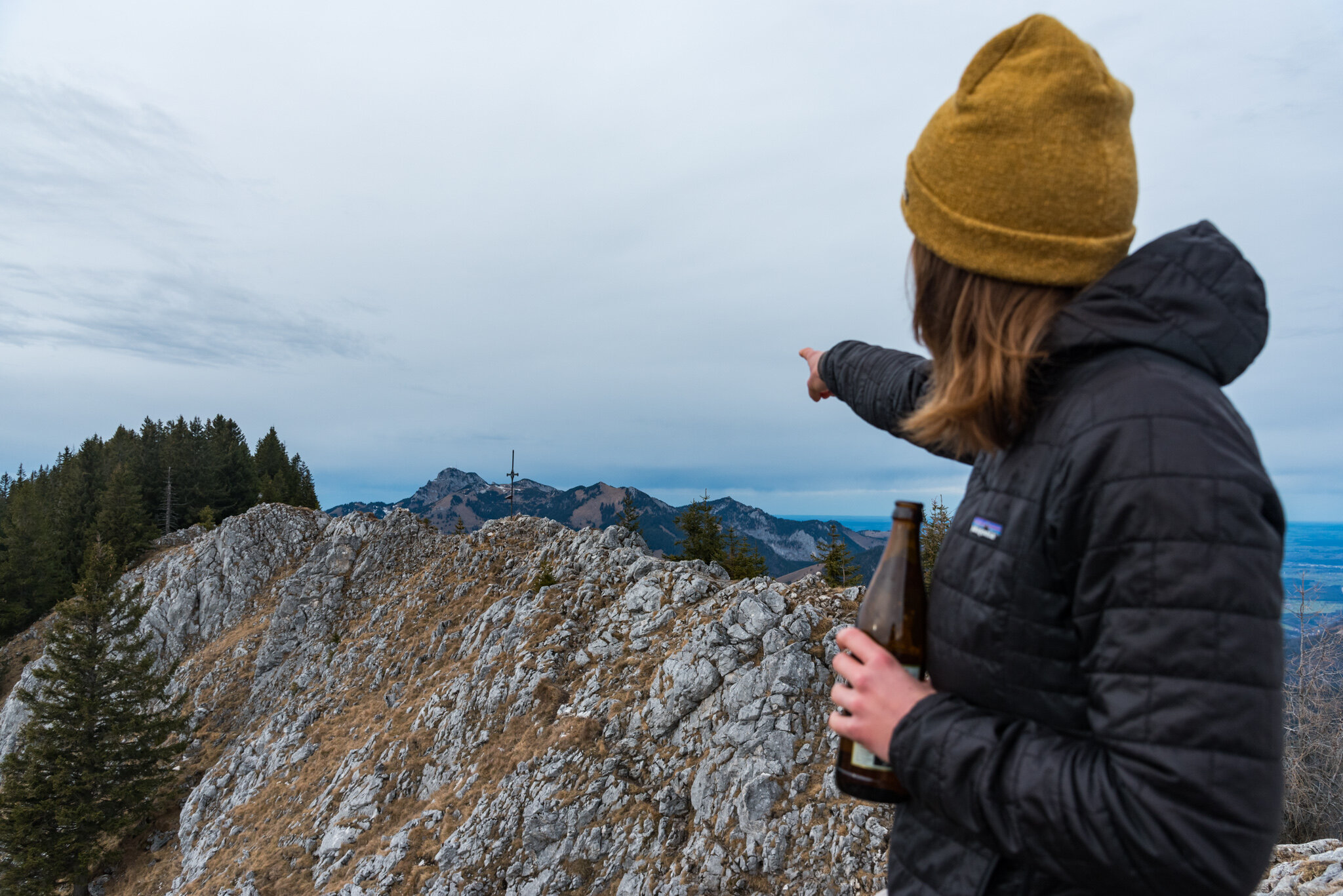 Pointing out Wendelstein and Wildalpjoch in the distance.