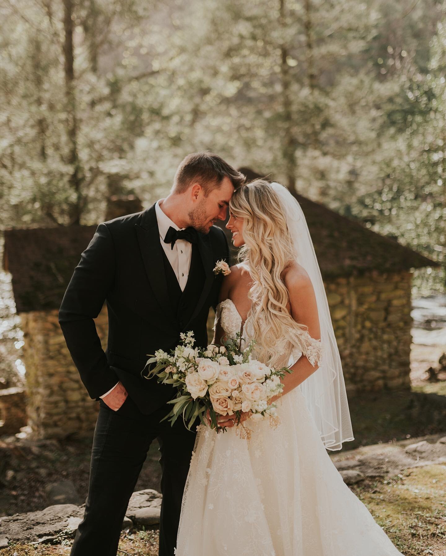 No words, just amazed by these two ✨🫶🏼 cant wait to share more from this gorgeous day | #christanallenphotography #ncweddingphotographer #brownmountainbeachresort #lookslikefilm #greengreengreen #theemotivesociety