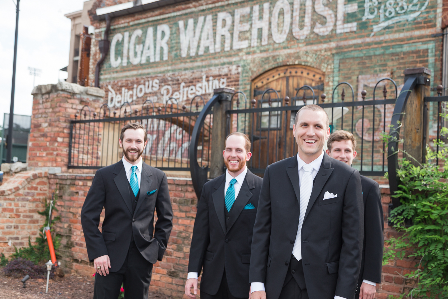 170527-MM-Old-Cigar-Warehouse-Wedding-087.jpg