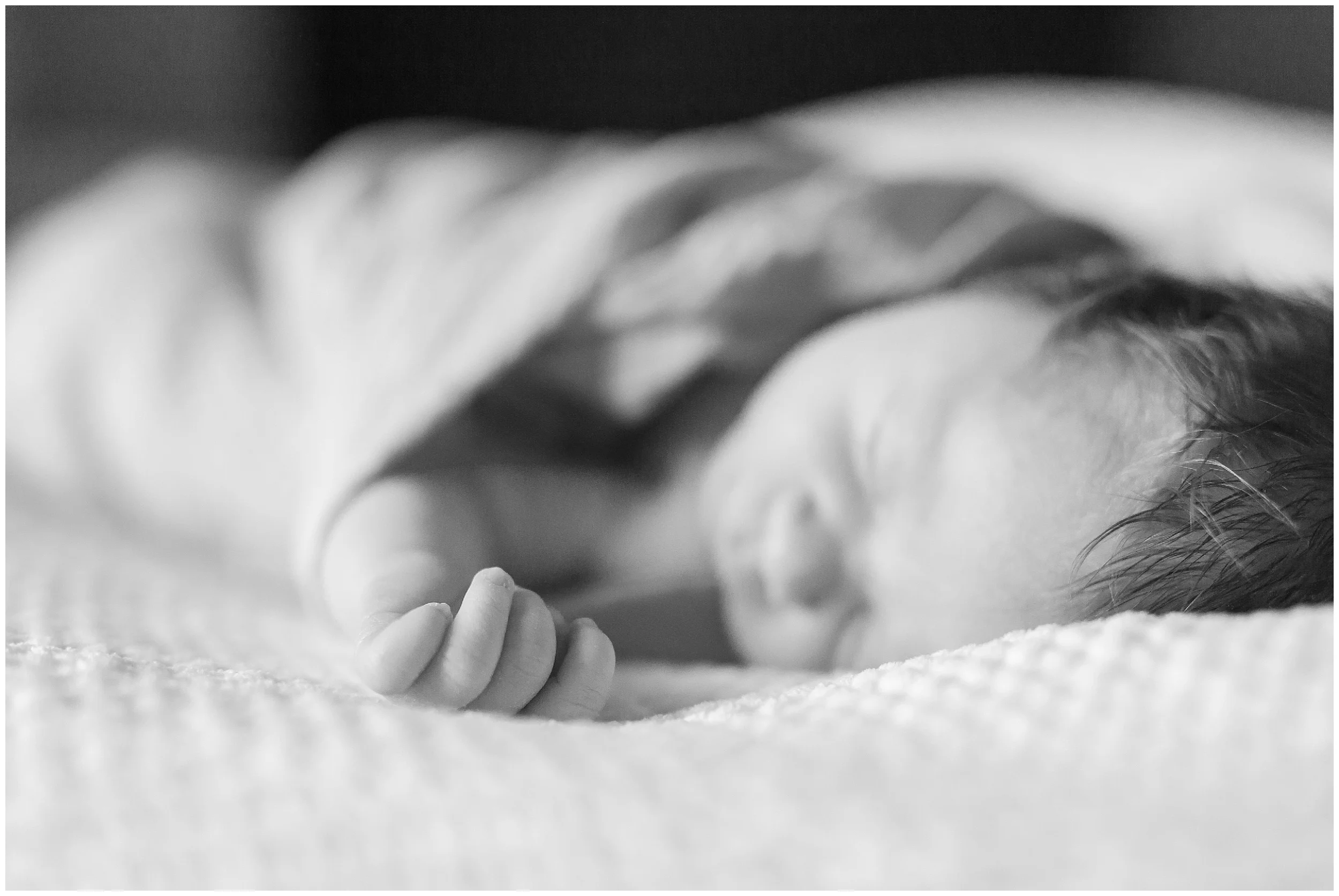 Family_Photos_at_home_Greenville_180207_NEWBORN_Lifestyle-Metcalf_145_stomp.jpg