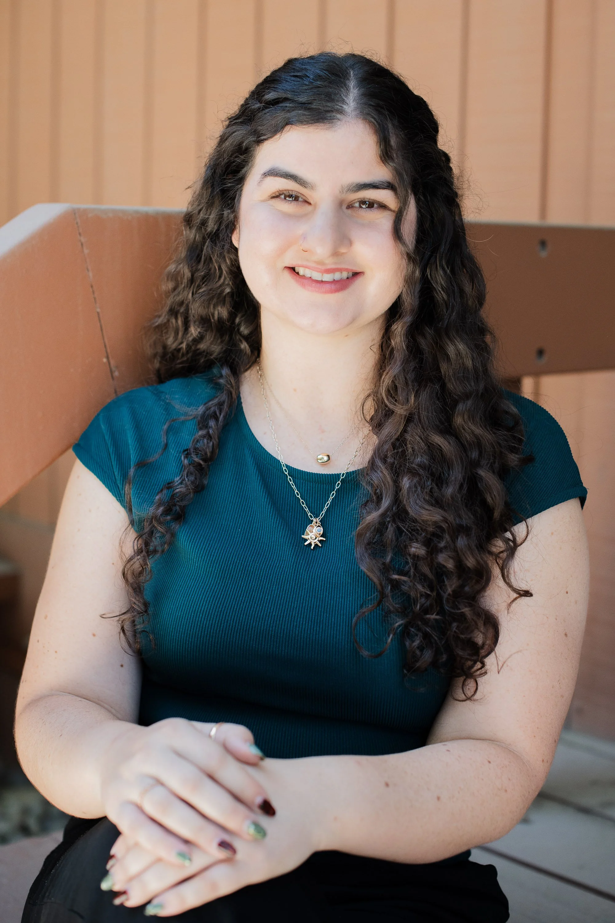 Madelyn Shandrew female therapist in Fresno