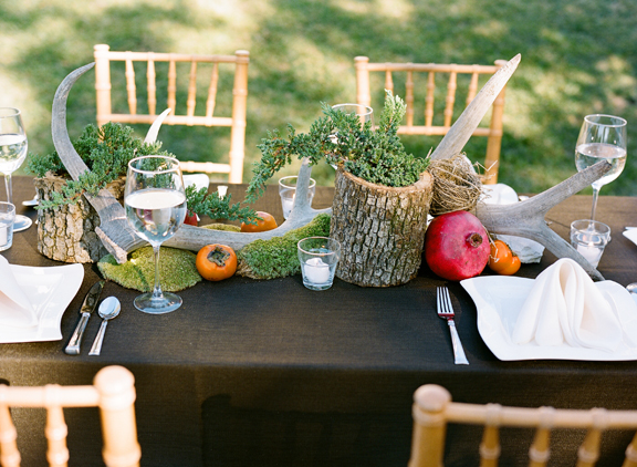 green wedding | rustic centerpiece photo: La Dolce Vita Photography