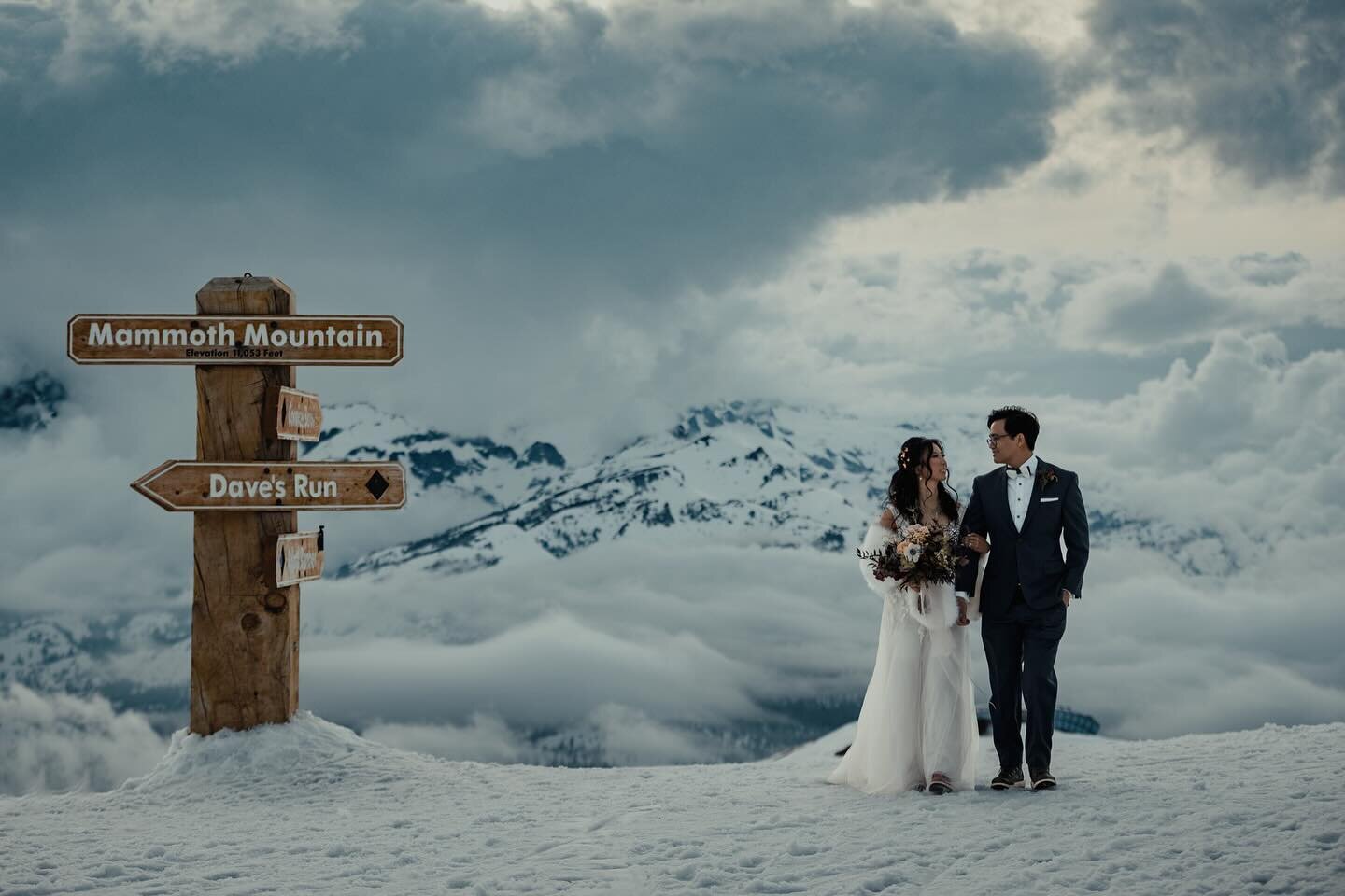 Winter Wedding Wonder. 📸 @minaretphoto