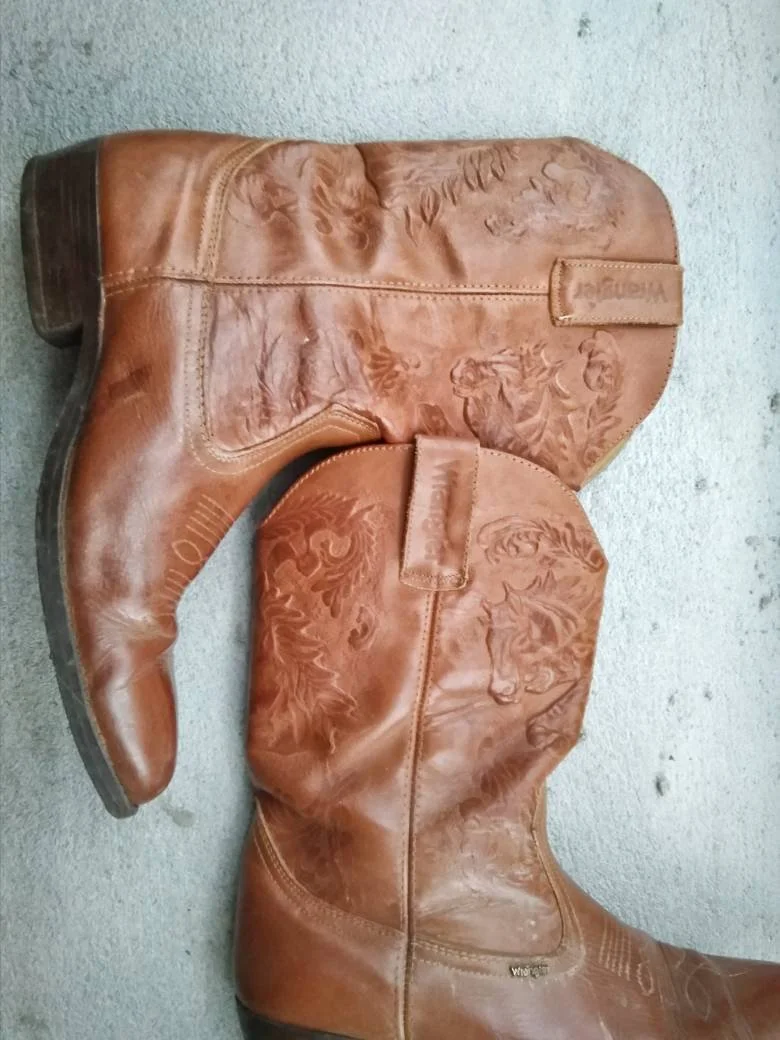 Vintage Wrangler Boots with Aztec Horses Pattern