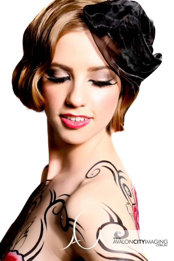 We love this cute retro headpiece picked out for this flower inspired shoot